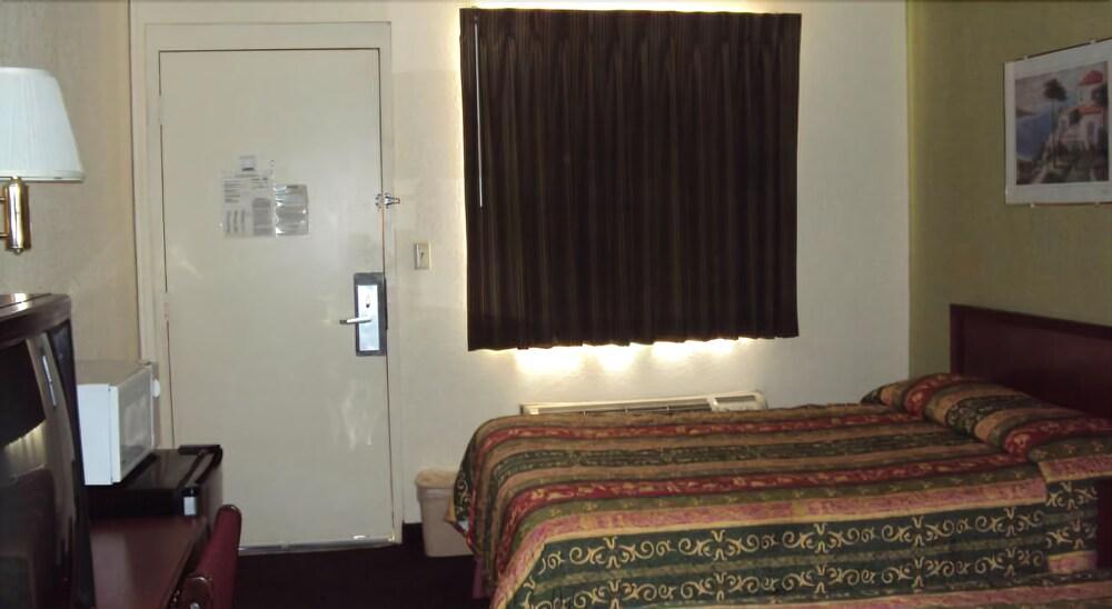 Days By Wyndham Nm Farmington