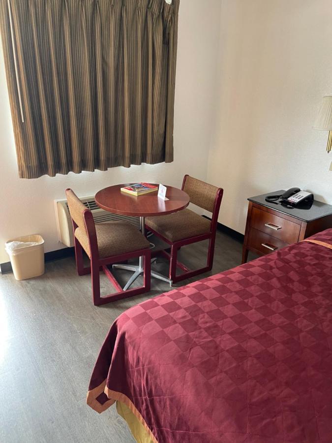 Days By Wyndham Nm Hotel Farmington