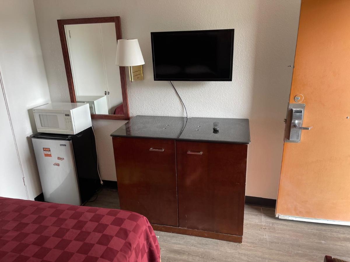 Days By Wyndham Nm Hotel Farmington