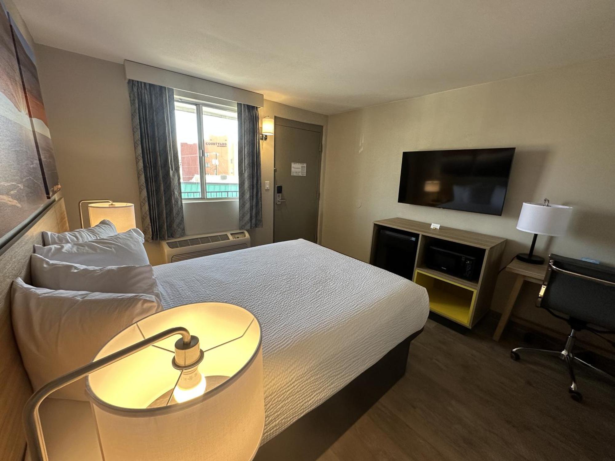 Days By Wyndham Nm Hotel Farmington